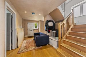 Entrance hall- click for photo gallery